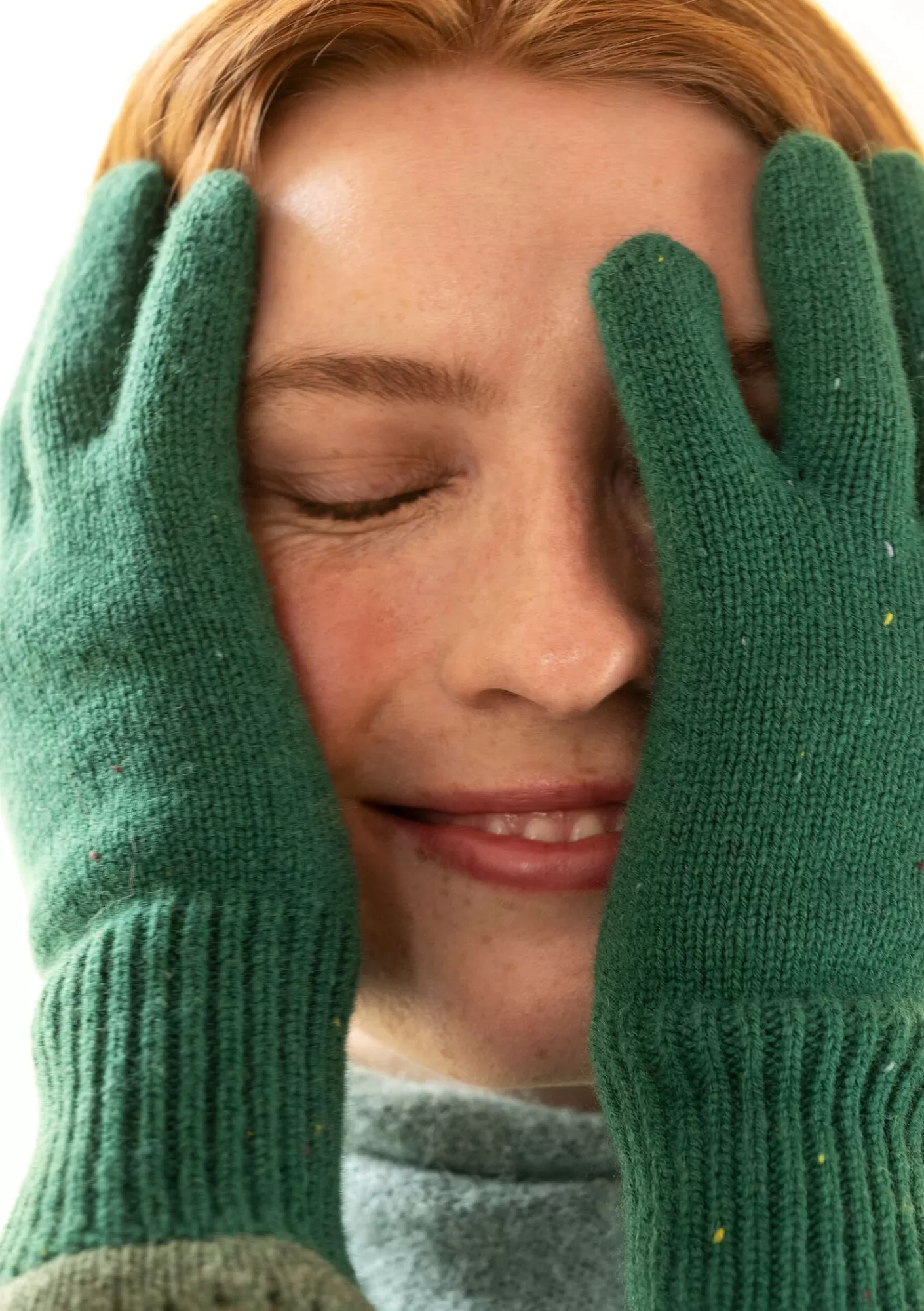 Accessoires^Gudrun Sjödén Fingerhandschuhe aus Lammwolle Hellflaschengrün-genoppt