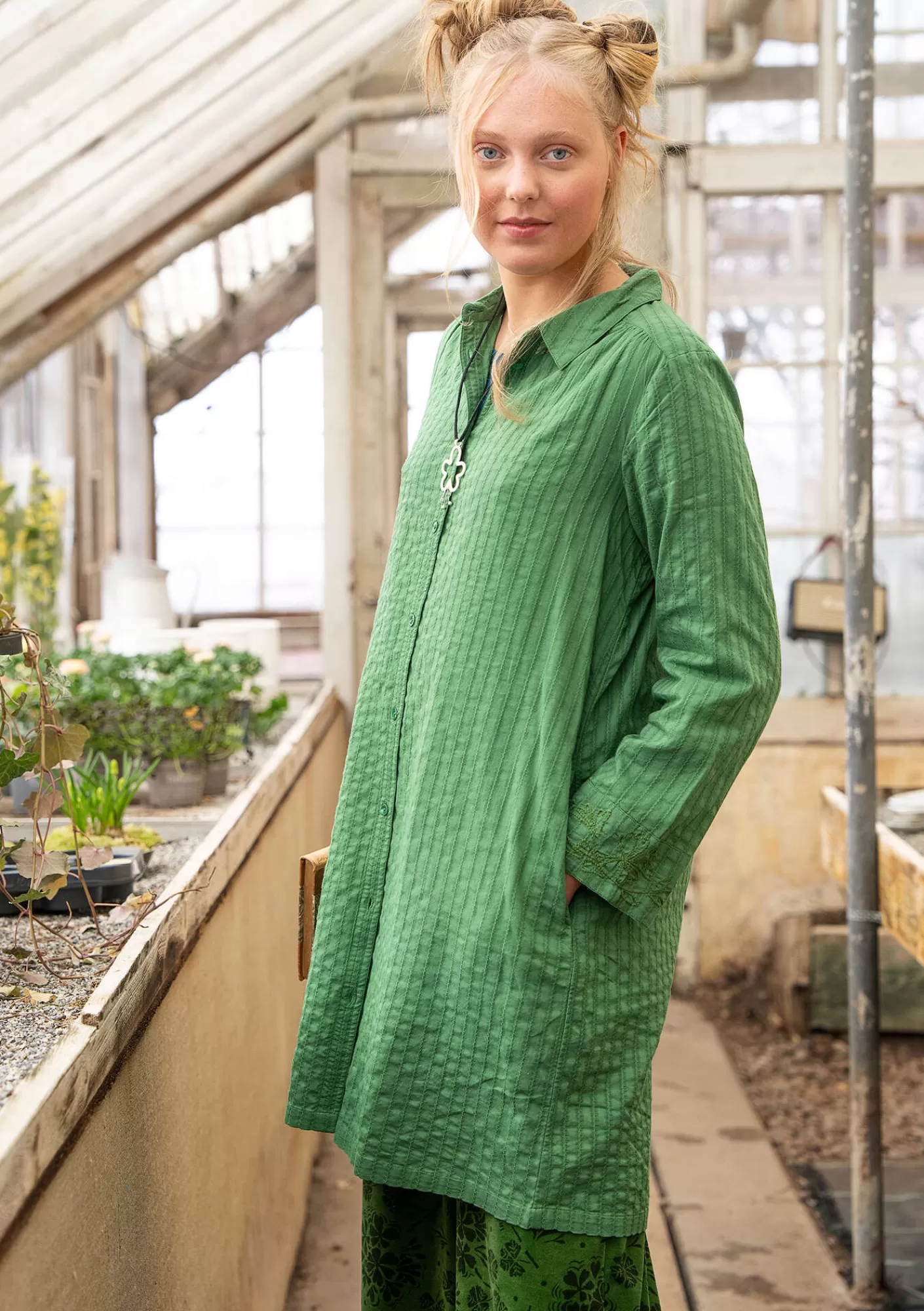 Pullover & Shirts | Kleider^Gudrun Sjödén Hemdblusenkleid „Värmland“ aus Bio-Baumwollgewebe Seegras