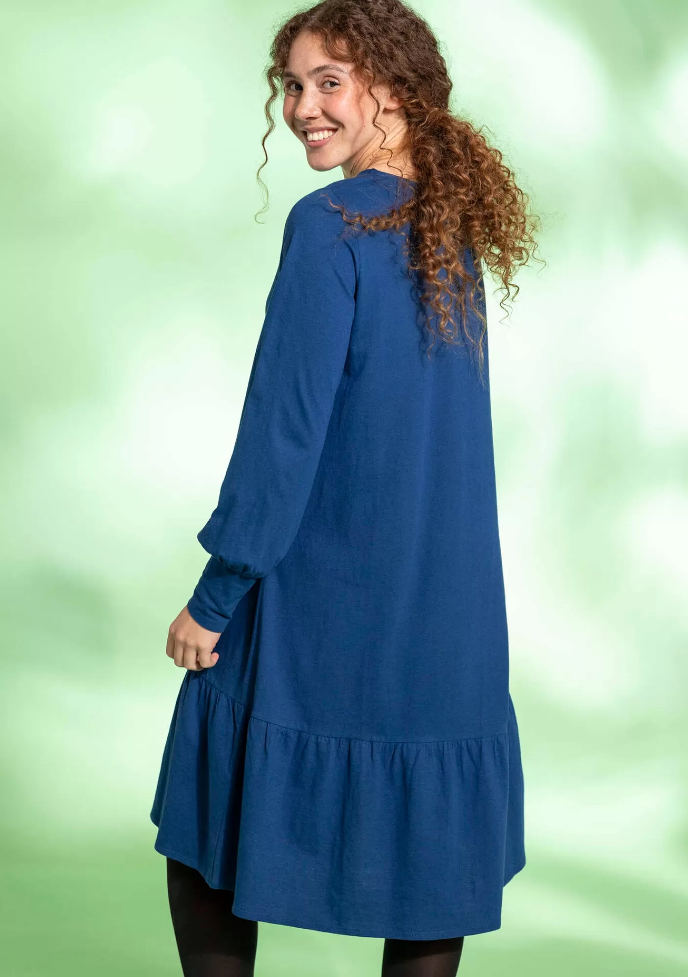 Kleider^Gudrun Sjödén Jerseykleid aus Bio-Baumwolle/Leinen Indigoblau