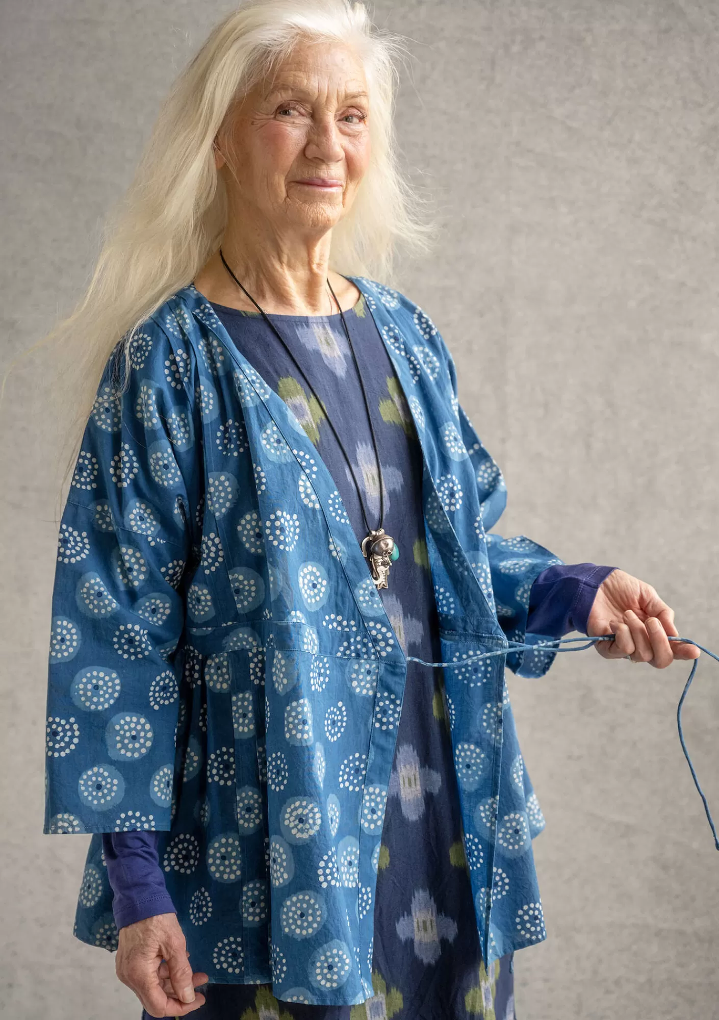 Blusen^Gudrun Sjödén Wickelbluse „Clay“ aus Bio-Baumwolle Indigo